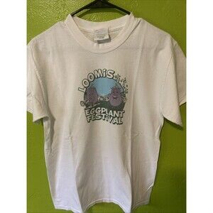Vintage Graphic Tea, Loomis, Eggplant, Festival, Cartoon Graphic T-Shirt,size M
